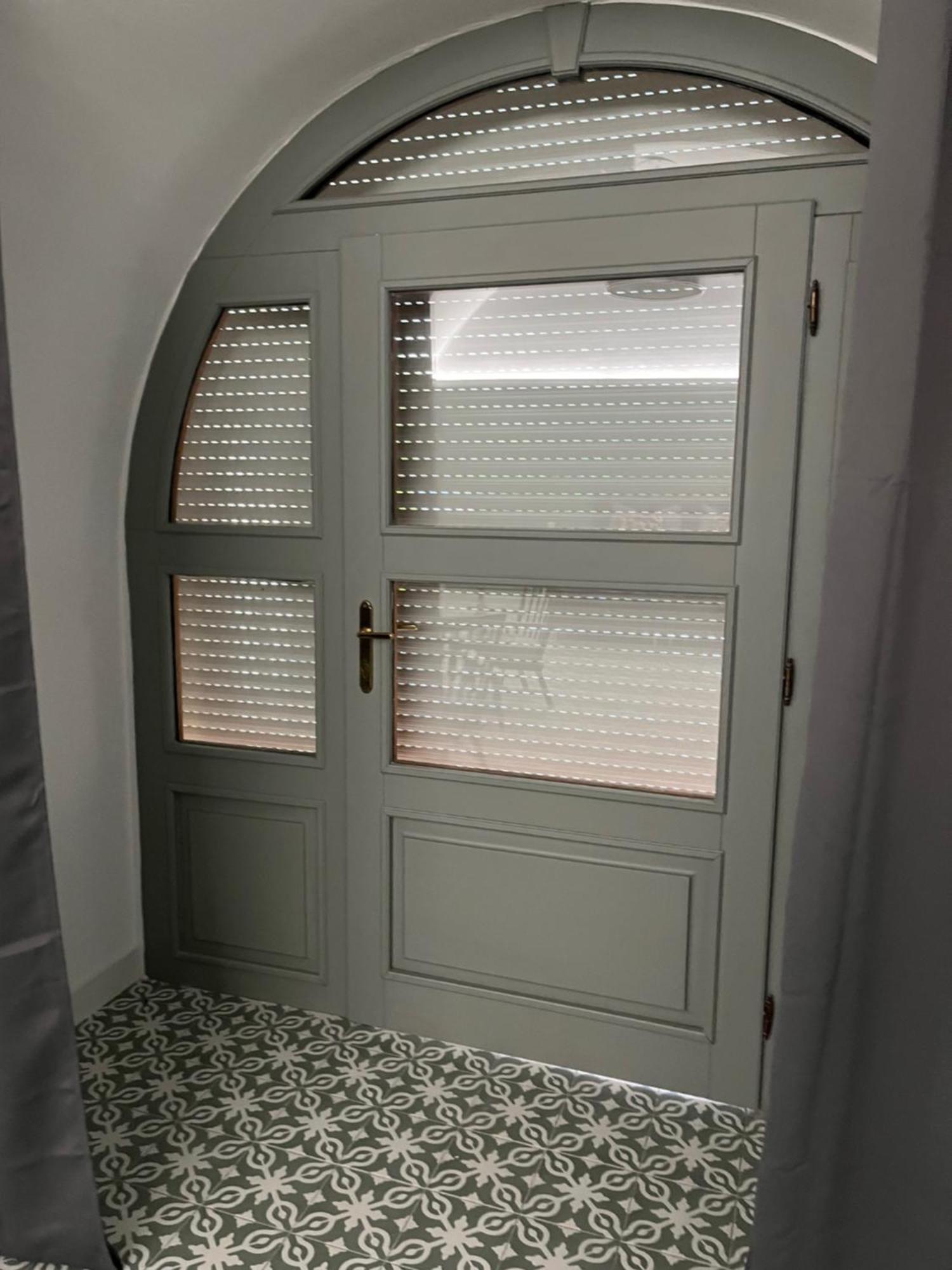 Palac Daun - Studio Apartments 즈노이모 외부 사진